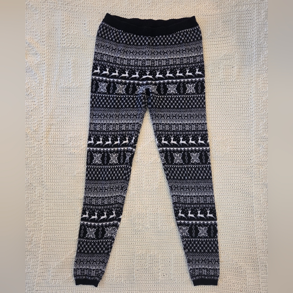 Mossimo Supply Co. Black and White Christmas Leggings